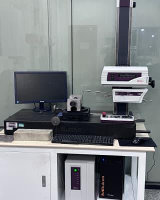 Contour Measuring Instrument